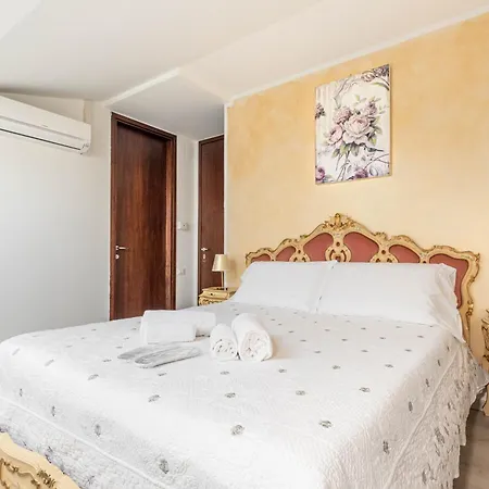 Residenza Bra Πανσιόν 2*